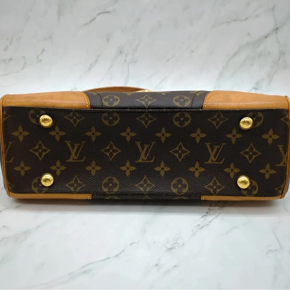 Louis Vuitton Beverly MM Monogram Canvas Shoulder Bag. - Picture 15 of 16